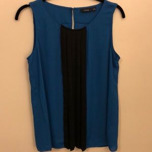 Never worn ⭐️Perfect office tank top